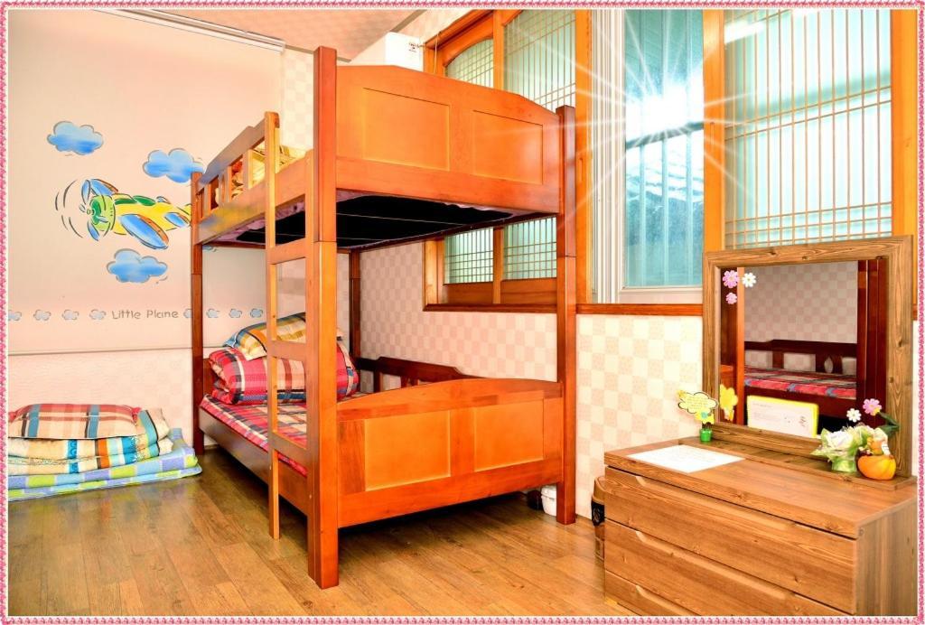 Sun Flower Minbak Seogwipo Exterior photo